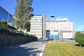 Monoblocco e scorcio edificio P